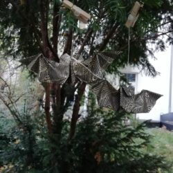 Fledermaus aus Chiyogami-Papier